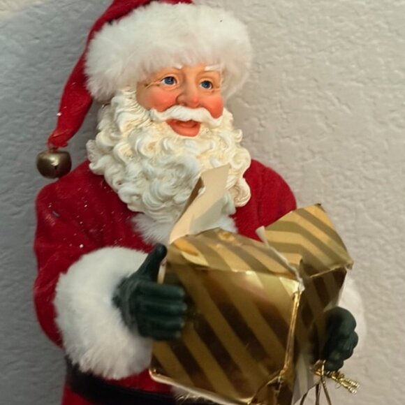 Dept 56 Santa Claus - Picture 4 of 8
